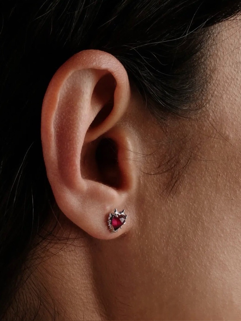 Awe Inspired heart of thorns stud earrings 14k plated garnet and moonstone - Picture 4 of 4